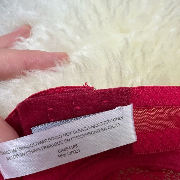 ❤️ Oh La La Cheri Elaina Lace and Strap Shelf Bra Set - Picture 13 of 14